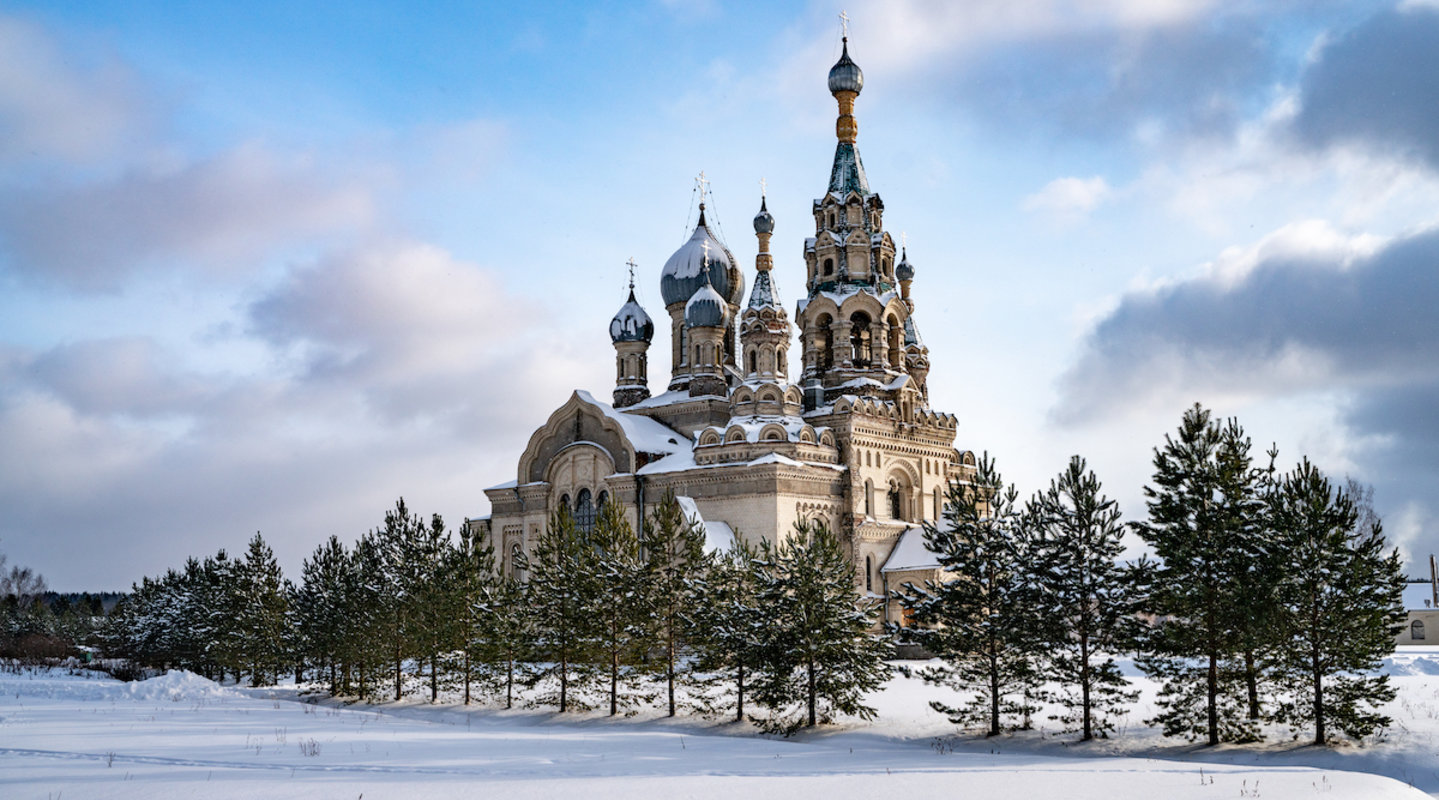 Путешествие из Москвы в Санкт-Петербург